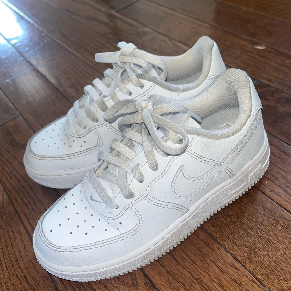 Kids white Air Force 1 size 12c